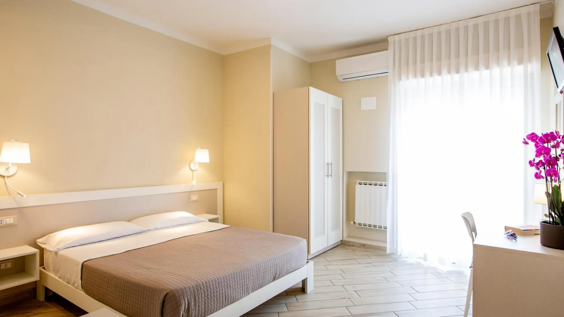 Hotel Lungomare Cervia