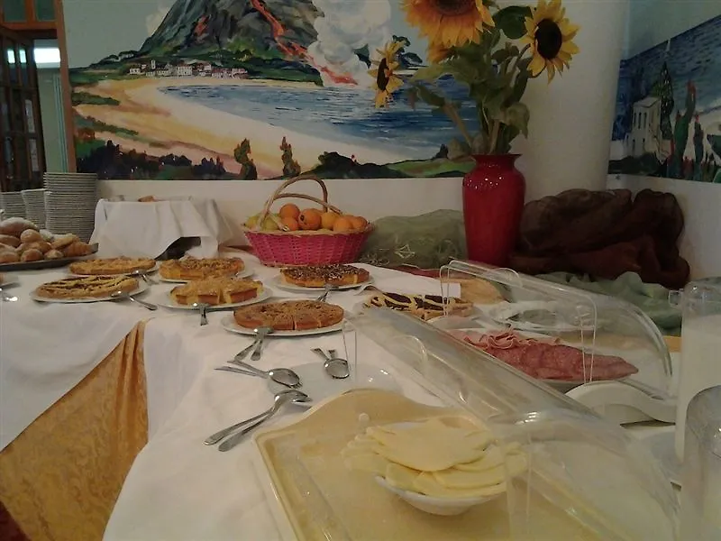 ***  Hotel Lungomare Cervia Italien