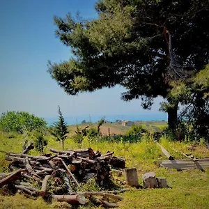 Chiara , Montallegro Italien